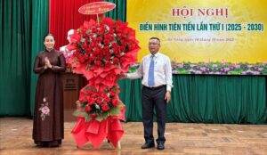 Hoi-nghi-dien-hinh-tien-tien-hoi-nguoi-mu-2025