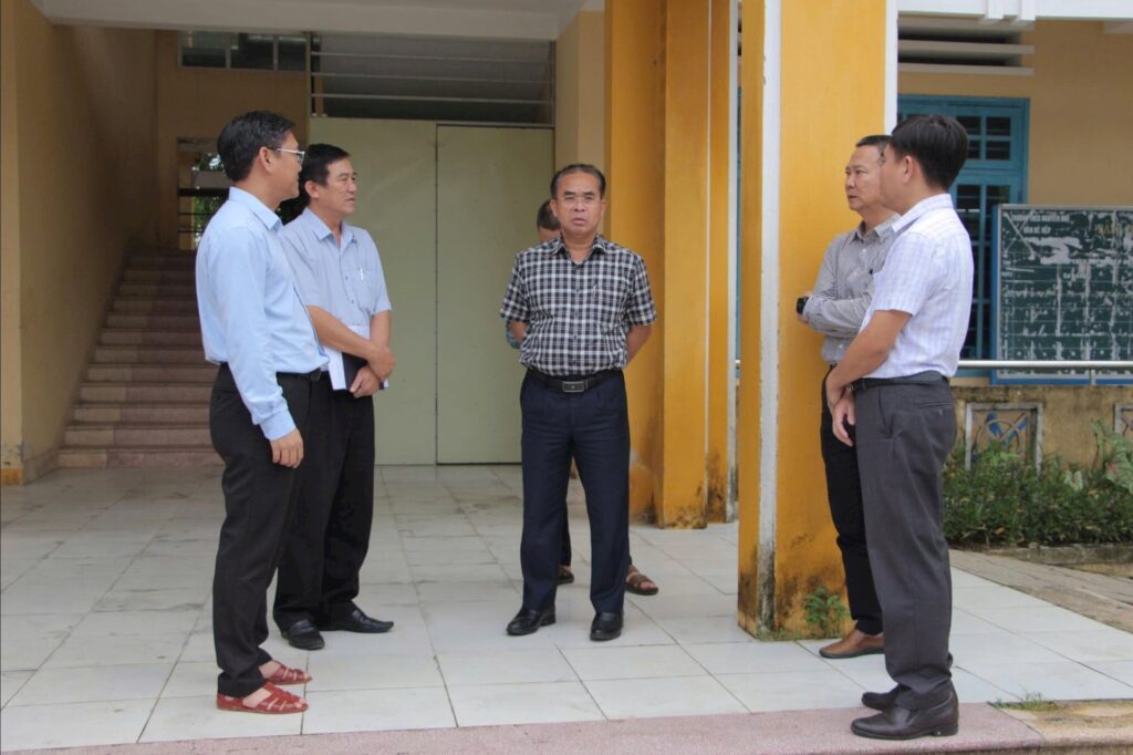Kiem tra cong tac day va hoc tren dia ban 2