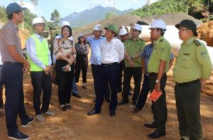 Kiem-tra-thuc-te-du-an-lang-Van-9-2025
