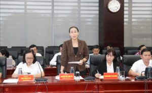 Lam-viec-voi-Bo-Y-te-0411