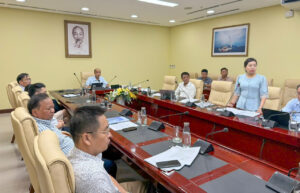 Lam-viec-voi-Cang-hang-khong