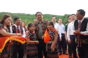 Le-khoi-cong-truong-noi-tru-Tay-Giang_1