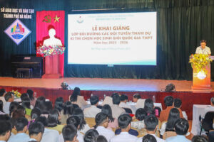 Lop-boi-duong-ky-thi-chon-HSG-quoc-gia