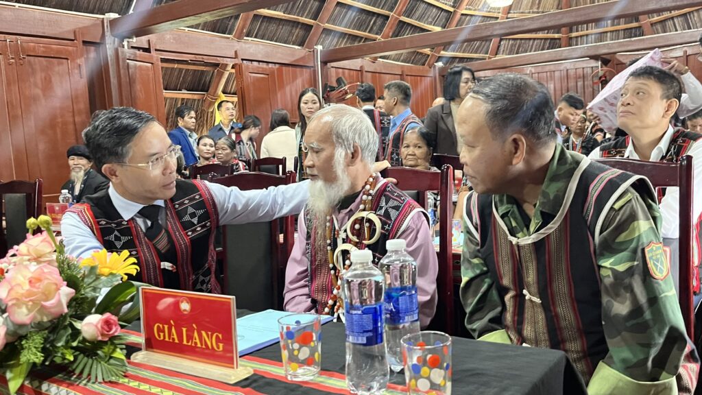 Ngay hoi Dai doan ket thon Ta Lang A Vuong 1
