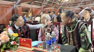 Ngay-hoi-Dai-doan-ket-thon-Ta-Lang-A-Vuong_1