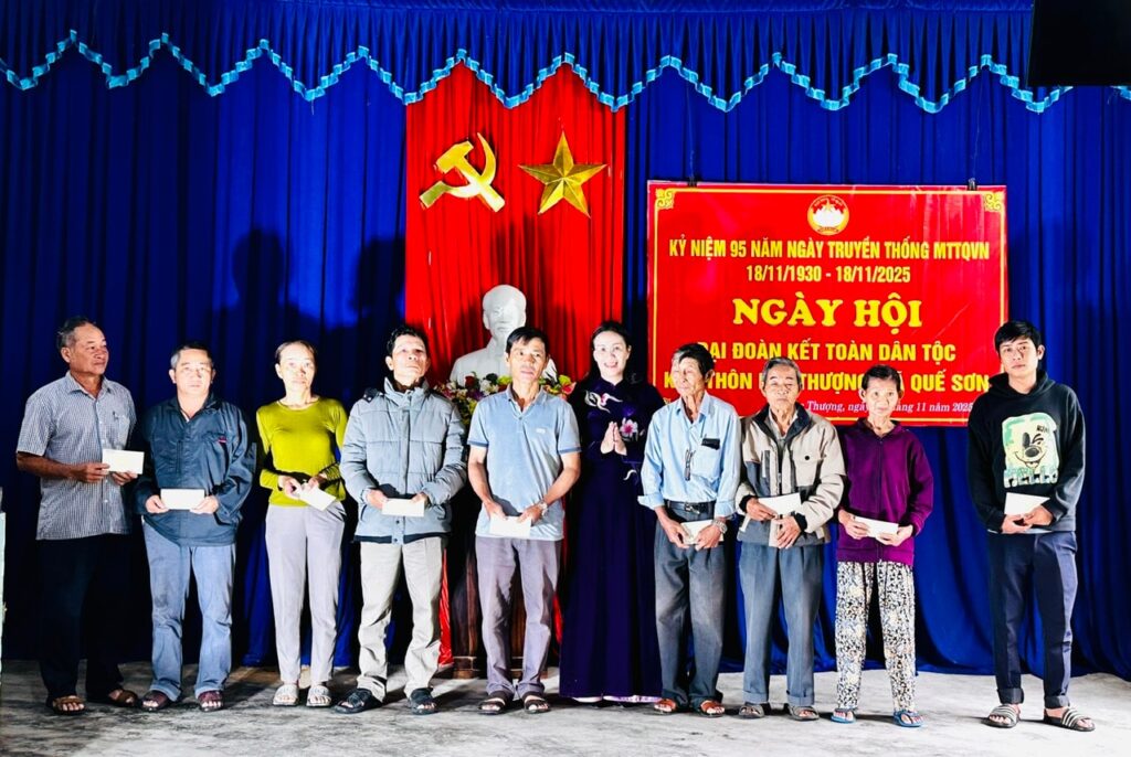Ngay hoi dai doan ket dan toc 11 2025 20