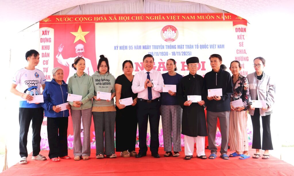 Ngay hoi dai doan ket dan toc 11 2025 3