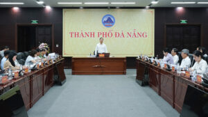 Phien-hop-UBND-thuong-ky-thang-9-2025