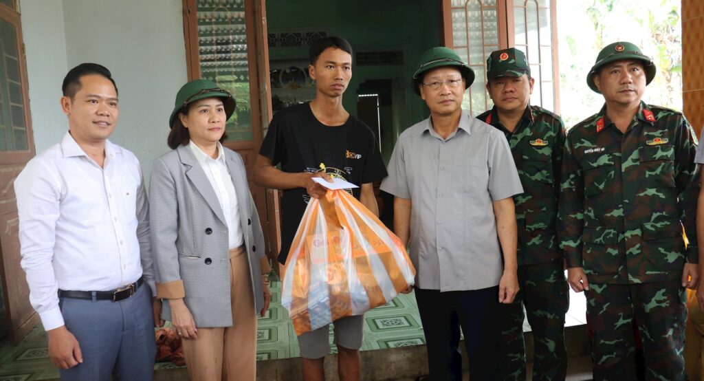 Tham Lanh Ngoc Thanh Binh 2