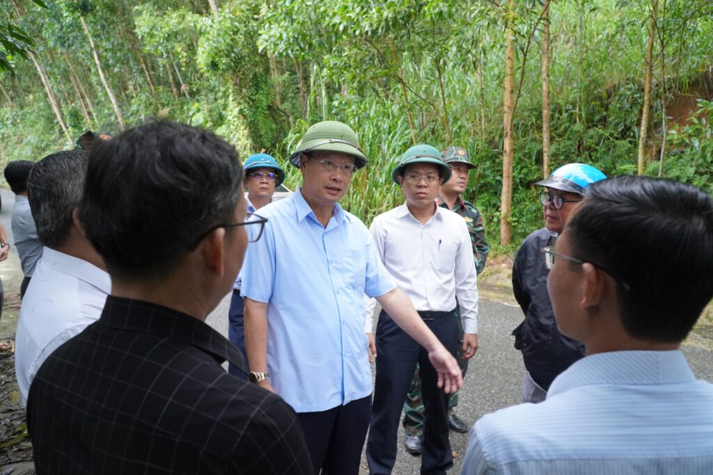 Tham cac vung lu 6