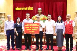 Thanh-Hoa-ung-ho-Da-Nang-3-ty-khac-phuc-thien-tai