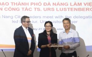Tiep doan Thuy Si_2