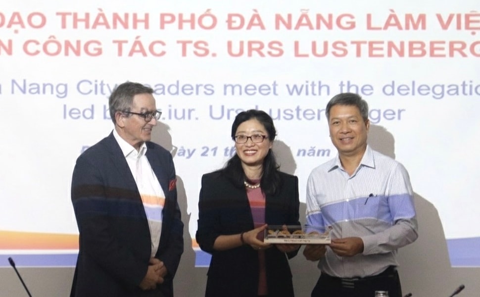 Tiep doan Thuy Si 2