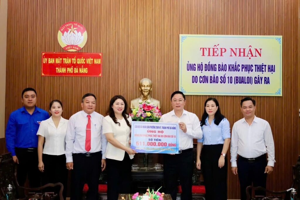 Tiep nhan ung ho tu phuong Tam Ky