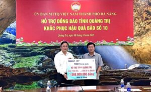 Ung-ho-dong-bao-Quang-Tri