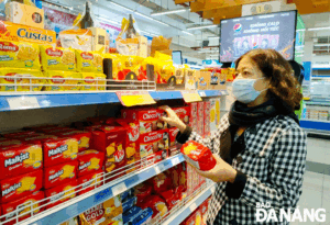 a-shopper-at-the-co-opmart-da-nang-supermarket-in-thanh-khe-district