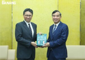 apanese-consul-general-in-the-city-mori-takero-1