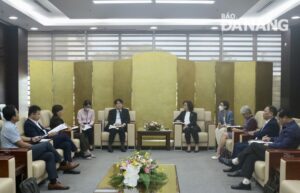 ba-ngo-thi-kim-yen-tiep-doan-nhat-ban-1