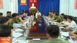 ban-phap-che-lam-viec-voi-cong-an-hoa-vang-1