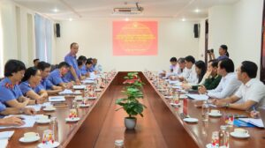 ban-phap-che-lam-viec-voi-vien-kiem-sat-1