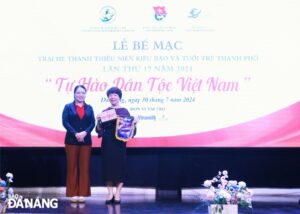 be-mac-trai-he-thanh-thieu-nien-kieu-bao-1