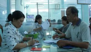can-bo-xin-thoi-viec-1