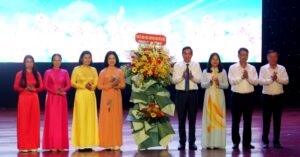 chao-mung-92-nam-ngay-thanh-lap-hlh-phu-nu-vn-1