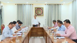 chuan-bi-to-chuc-trao-giai-bua-liem-vang-1