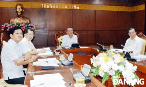 da-nang-party-central-committee-secretary-truong-quang-nghia-presiding-over-the-meeting-1