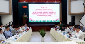 dai-bieu-quoc-hoi-lam-viec-voi-dai-hoc-da-nang-1