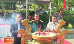 dang-huong-tuong-niem-cac-anh-hung-gac-ma-1