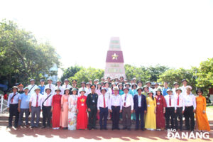 doan-cong-tac-so-8-tham-truong-sa-1