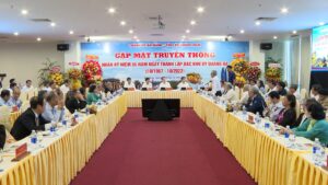 gap-mat-55-nam-thanh-lap-dac-khu-quang-da-1