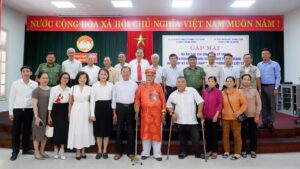 gap-mat-nhan-76-nam-ngay-2707-2