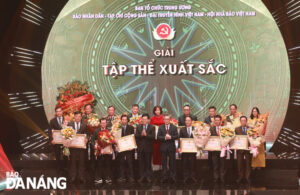 giai-bao-chi-bua-liem-vang-2023-1