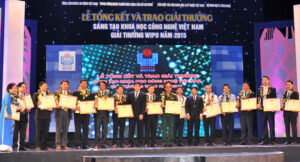 giai-thuong-khoa-hoc-cong-nghe-1