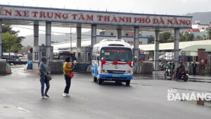 h-c3-a0nh-kh-c3-a1ch-t-e1-ba-a1i-b-e1-ba-bfn-xe-trung-t-c3-a2m-1
