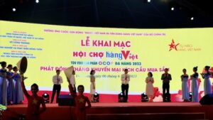 hoi-cho-hang-viet-0606-1