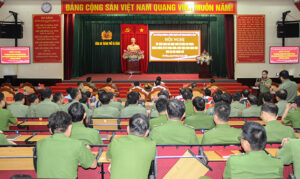 hoi-nghi-nhan-thuc-cong-tac-tap-huan-cong-tac-phong-chong-khung-bo-1