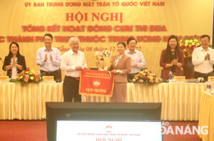 hoi-nghi-tong-ket-cong-tac-mat-tran-nam-2022-1