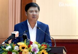 hoi-nghi-uy-ban-mttq-vn-lan-thu-12-khoa-11-1