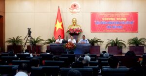hoi-nghi-voi-cu-tri-lan-thu-6-1