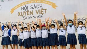 hoi-sach-xuyen-viet-1