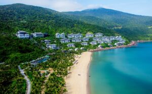 images1769804-resort-panorama-1