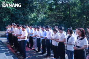khoi-thi-dua-tham-khu-di-tich-quang-da-1