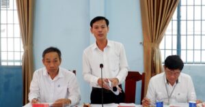 lam-viec-voi-dang-uy-phuong-man-thai-ve-nghi-quyet-tu-4-1