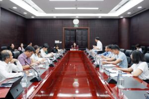 lam-viec-voi-so-giao-duc-180724-1