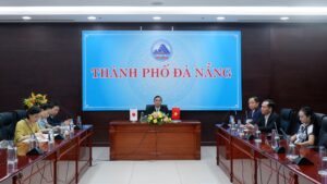 lam-viec-voi-thi-truong-thanh-pho-sakai-1