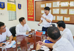 lam-viec-voi-trung-tam-dieu-hanh-den-tin-hieu-va-van-tai-cong-cong-1
