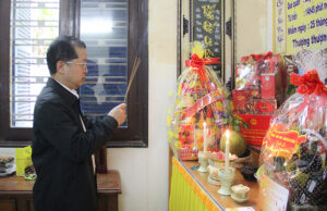lanh-dao-tp-tham-va-chuc-tet-cac-don-vi-3-1